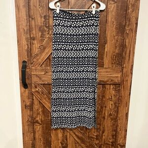 Loft women’s blue and white tribal‎ print maxi skirt size xs euc